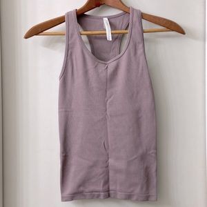 Aritzia Babaton tank ✨